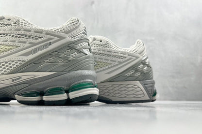New Balance 1906R